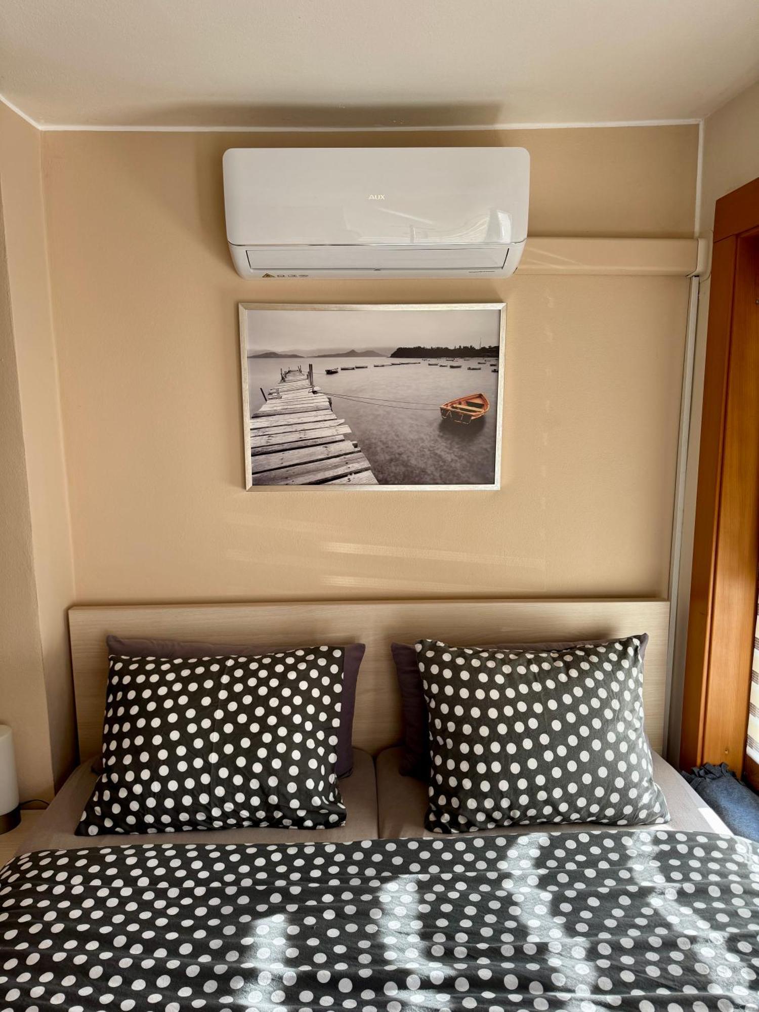 Apartman Mh Břeclav Exteriör bild