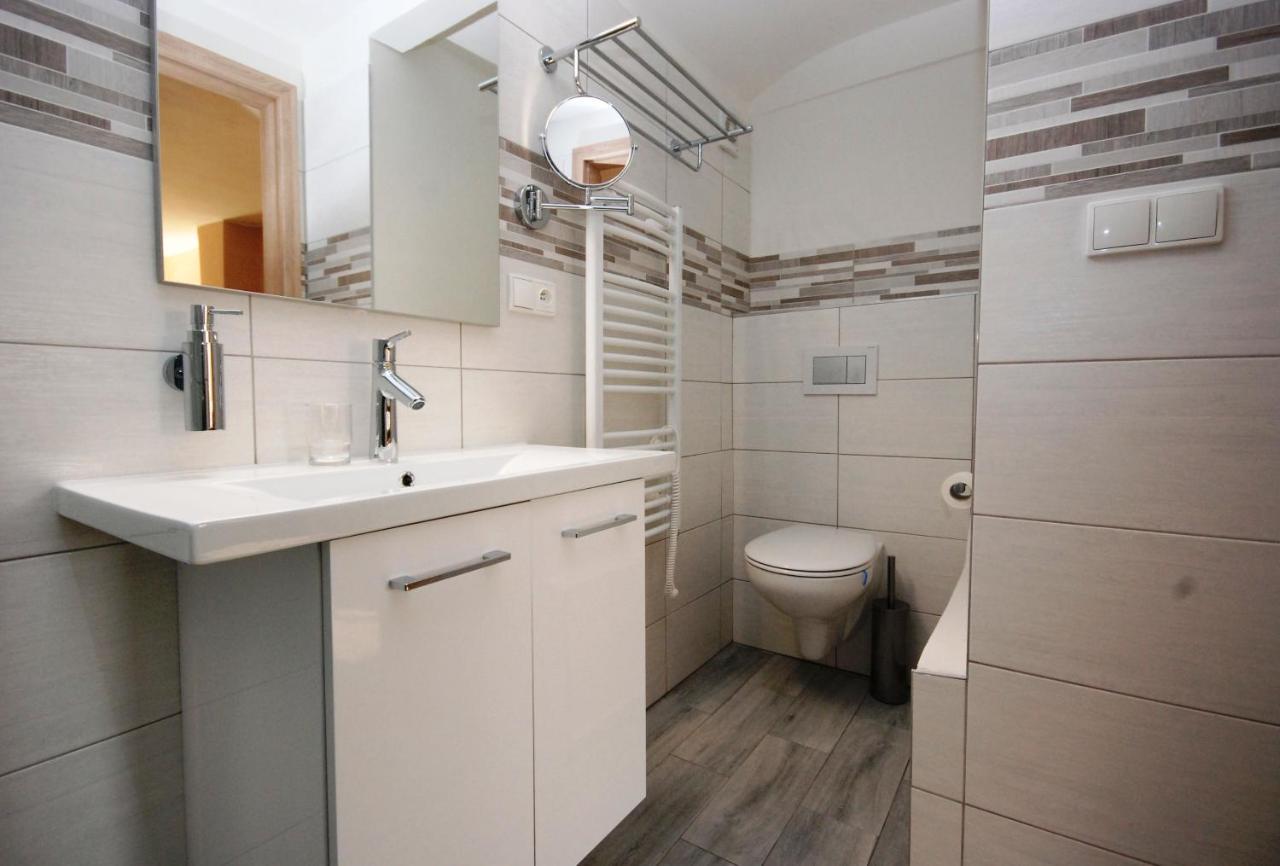 Apartman Mh Břeclav Exteriör bild